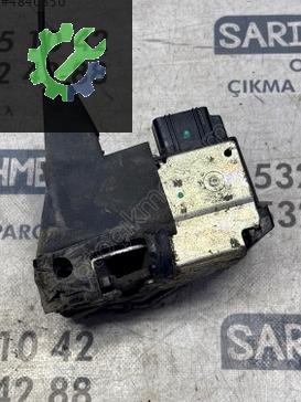 ÇIKMA FORD FUSİON SOL ARKA KAPI KİLİDİ