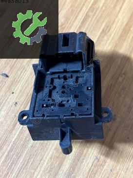 ÇIKMA HONDA CİVİC FD6 SAĞ ARKA CAM DÜĞMESİ