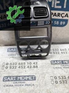 ÇIKMA HYUNDAİ ACCENT ERA ORTA HAVALANDIRMA IZGARASI