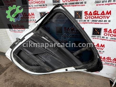 Jaguar XE Sağ Arka Kapı 15-24 çıkma parça
