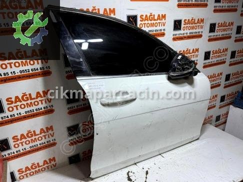 Jaguar XE Sağ Ön Kapı çıkma parça