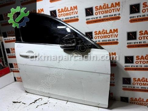 Jaguar XE Sağ Ön Kapı çıkma parça