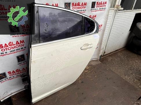 ÇIKMA JAGUAR XF SOL ARKA KAPI