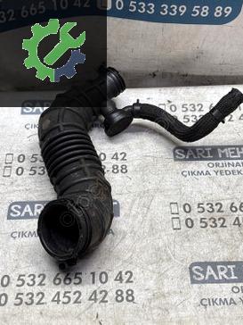 ÇIKMA KİA CEED TUCSON İ30 HAVA FİLTRESİ BORUSU