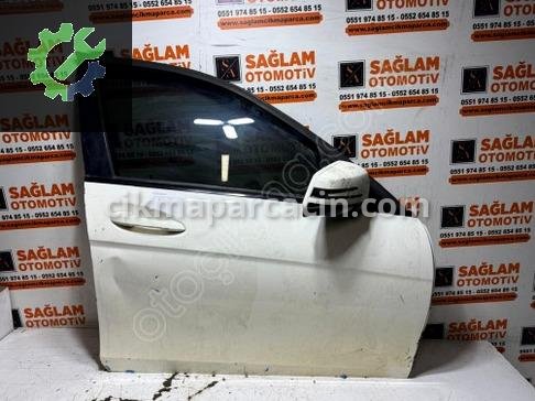 Mercedes-Benz C Serisi Sağ Ön Kapı çıkma parça