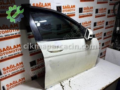 Mercedes-Benz C Serisi Sağ Ön Kapı C180-W204- çıkma parça