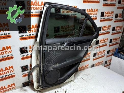 Mercedes-Benz C Serisi Sağ Arka Kapı W204-C180 çıkma parça