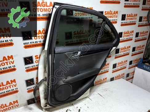 ÇIKMA MERCEDES W204-C180 SAĞ ARKA KAPI ORİJİNAL