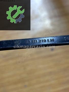 Opel Astra Silecek Kolu 13111219 çıkma parça