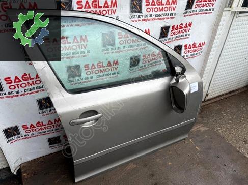 ÇIKMA SKODA OCTAVİA A5 SAĞ ÖN KAPI