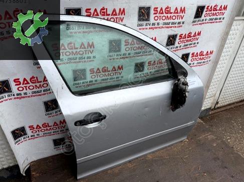ÇIKMA SKODA OCTAVİA A5 SAĞ ÖN KAPI
