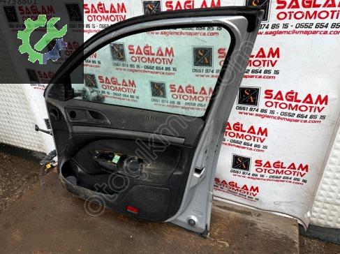 ÇIKMA SKODA OCTAVİA A5 SAĞ ÖN KAPI