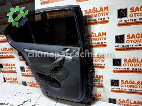 Skoda Octavia Sol Arka Kapı çıkma parça