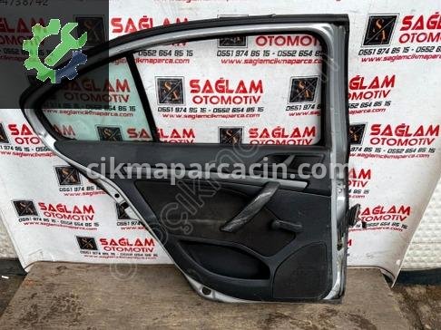 Skoda Octavia Sol Arka Kapı çıkma parça