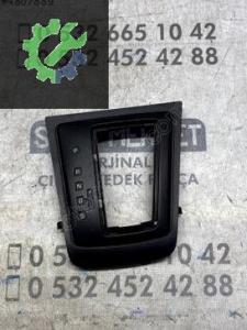 ÇIKMA SKODA OCTAVİA A5 VİTES ÇERÇEVESİ