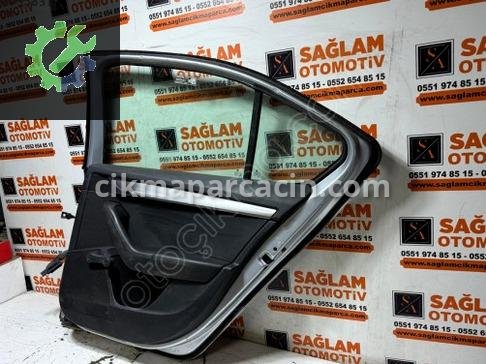 Skoda Octavia Sağ Arka Kapı çıkma parça