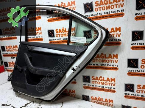 ÇIKMA SKODA OCTAVİA SAĞ ARKA KAPI 2012-2019