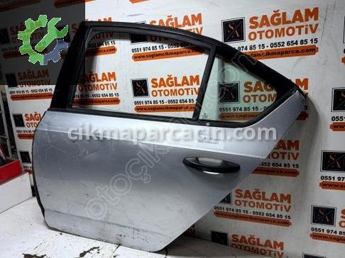 Skoda Octavia Sol Arka Kapı 5E5833051 çıkma parça