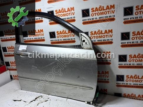 Toyota Corolla Sağ Ön Kapı çıkma parça
