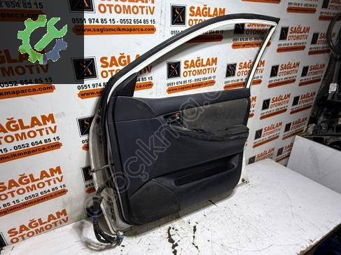 ÇIKMA TOYOTA COROLLA SAĞ ÖN KAPI