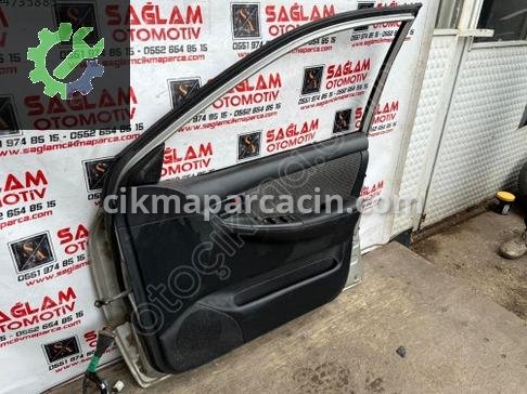 Toyota Corolla Sağ Ön Kapı çıkma parça