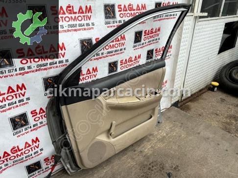 Toyota Corolla Sağ Ön Kapı çıkma parça