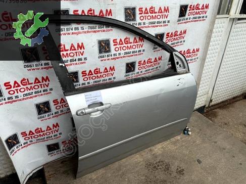 ÇIKMA TOYOTA COROLLA SAĞ ÖN KAPI