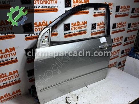 Toyota Corolla Sol Ön Kapı çıkma parça