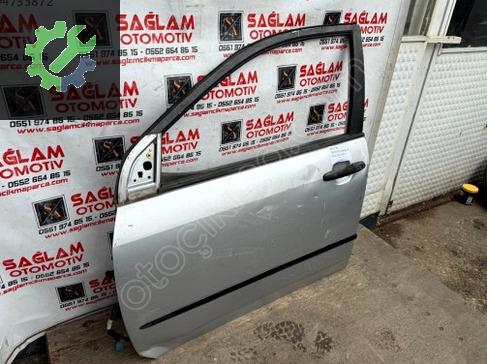 ÇIKMA TOYOTA COROLLA SOL ÖN KAPI