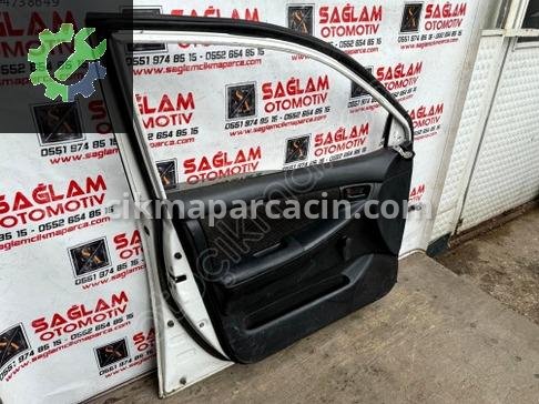 Toyota Corolla Sol Ön Kapı çıkma parça