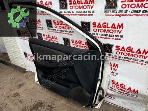 Toyota Corolla Sol Ön Kapı çıkma parça
