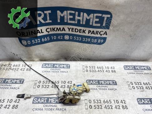 Toyota Yaris Kapı (Ön Sağ) çıkma parça