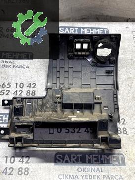 ÇIKMA VW CADDY GÖĞÜS SOL ALT KAPLAMASI
