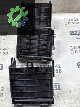 ÇIKMA VW CADDY JETTA GOLF 5 AKÜ KAPAĞI SAĞ