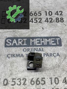 ÇIKMA VW CADDY SOL ÖN KAPI MENTEŞESİ ÜST 2K5831401