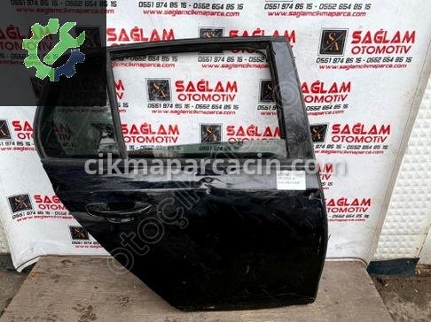 Volkswagen Golf Sağ Arka Kapı çıkma parça