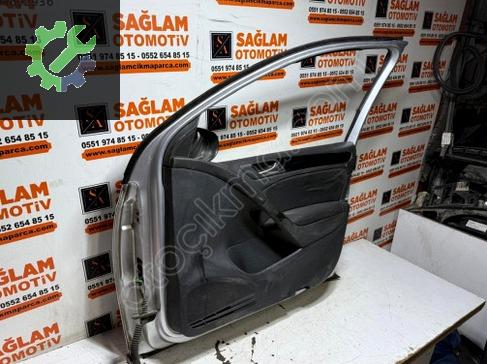 ÇIKMA VW GOLF-6 SAĞ ÖN KAPI