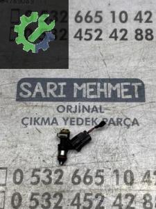 ÇIKMA VW GOLF 7 BENZİN ENJEKTÖRÜ 03C906039A