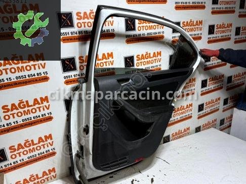 Volkswagen Jetta Sağ Arka Kapı 11-18 çıkma parça