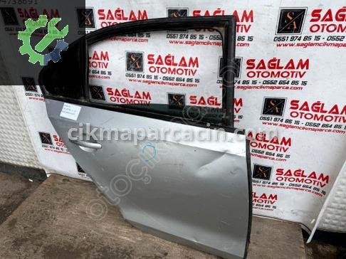 Volkswagen Jetta Sağ Arka Kapı 11-18 çıkma parça
