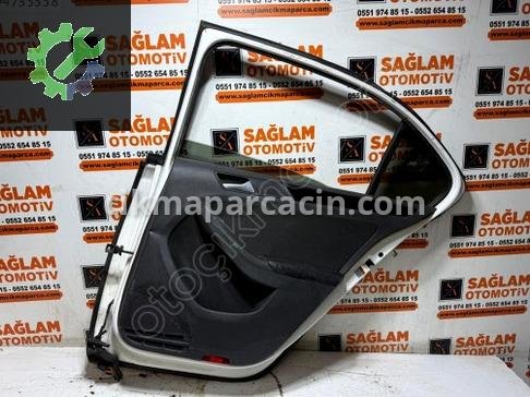 Volkswagen Jetta Sağ Arka Kapı 5C6833056 çıkma parça