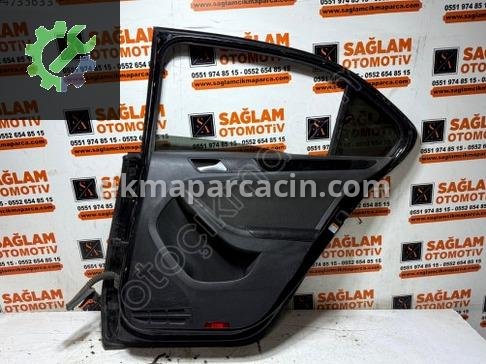 Volkswagen Jetta Sağ Arka Kapı 5C6833056 çıkma parça
