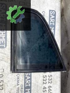 ÇIKMA VW PASSAT B5 SAĞ ARKA KELEBEK CAMI