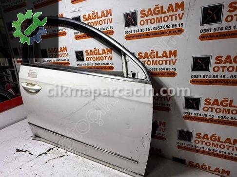 Volkswagen Passat Sağ Ön Kapı çıkma parça
