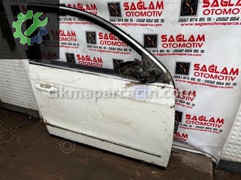 Volkswagen Passat Sağ Ön Kapı çıkma parça