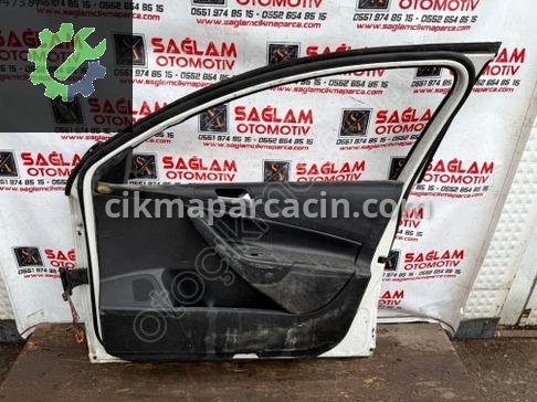Volkswagen Passat Sağ Ön Kapı çıkma parça