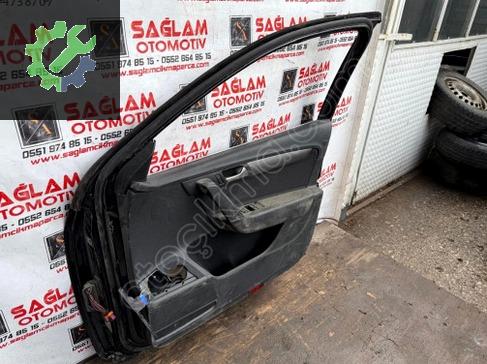 ÇIKMA VW PASSAT B7 SAĞ ÖN KAPI