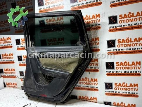 Volkswagen Passat Sağ Arka Kapı çıkma parça