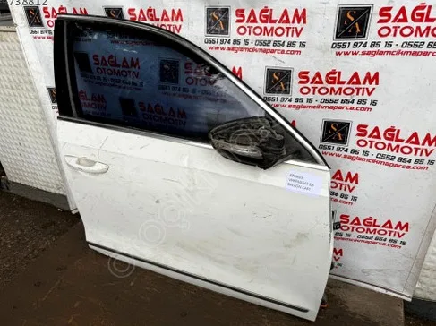 Volkswagen Passat Sağ Ön Kapı çıkma parça