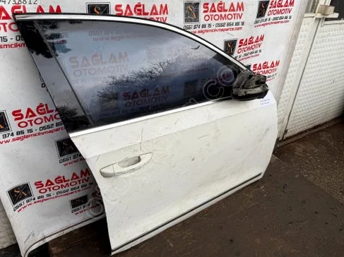 Volkswagen Passat Sağ Ön Kapı çıkma parça